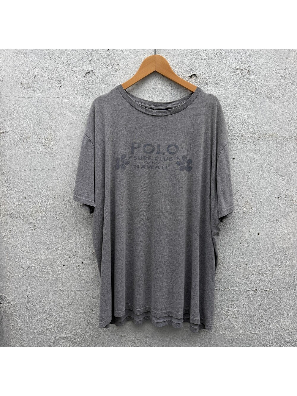 Vintage 90s Polo Sport Ralph Lauren Hawaii Graphic Tshirt